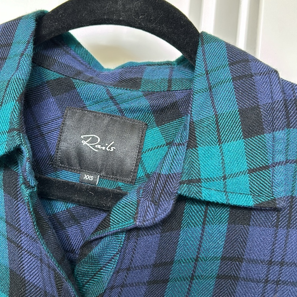 Rails Hunter Plaid  Button Up Shirt - Picture 2 of 6